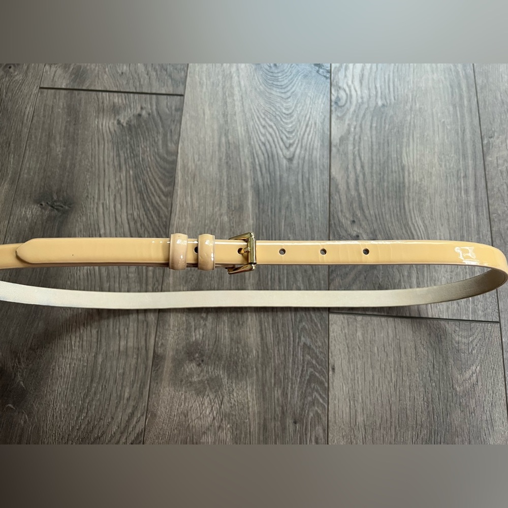 J McLaughlin Patent Leather Skinny Belt